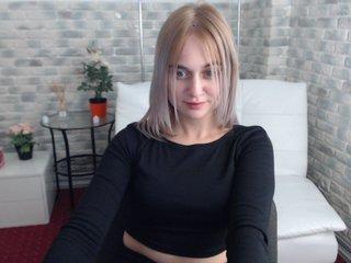 -Feral-Berry- bongacams