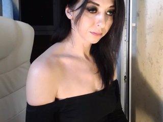 Aniiina bongacams