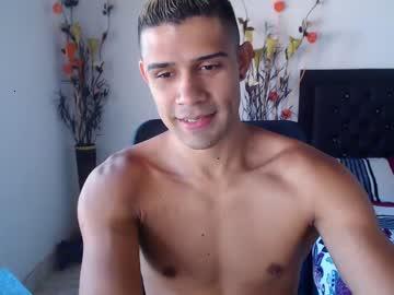 ashrobert96 chaturbate