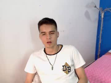 avendan0_dvd22 chaturbate