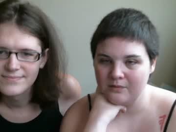 laceylesbos chaturbate