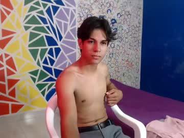 michaelsexyboy_123 chaturbate