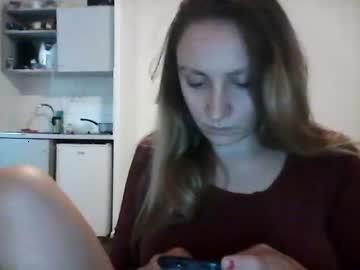 naughtyannaelle chaturbate