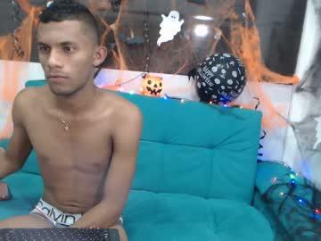 yanislovee chaturbate